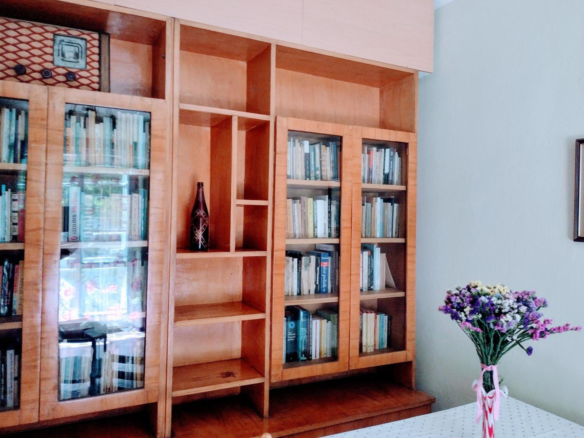 Era Echoes - Preserved Historical Apartment Tirana Bagian luar foto