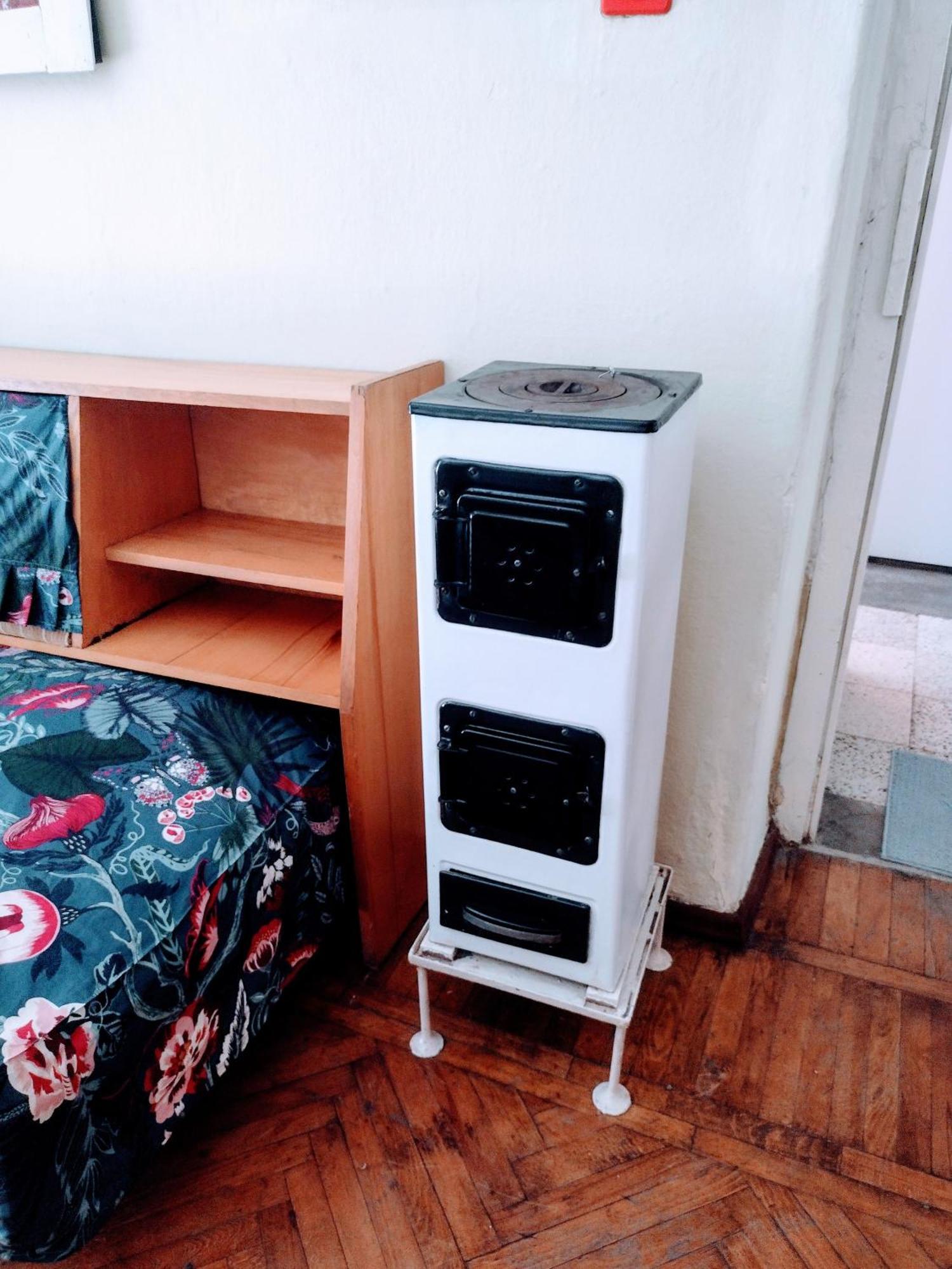 Era Echoes - Preserved Historical Apartment Tirana Bagian luar foto